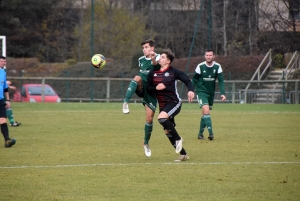 Foot, D1 : Blavozy confortablement installé à la première place