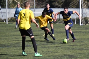 Foot, D2 : Saint-Pal-de-Mons, l&#039;invité surprise à la première place