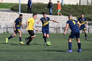 Foot, D2 : Saint-Pal-de-Mons, l&#039;invité surprise à la première place