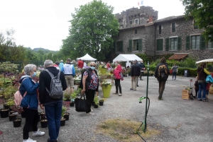 Les mains vertes se retrouvent à la Fête des plantes de Chavaniac-Lafayette