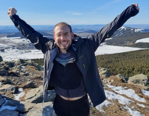 Atteint d&#039;une sclérose en plaques, il gravit le Mont Mézenc... avant le Kilimandjaro