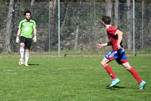 Foot, D1 : Dunières accroche le match nul grâce à un but... de son gardien