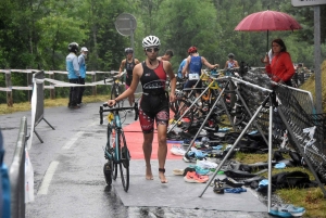 Triathlon des Sucs : 515 nageurs, cyclistes et coureurs pour un record battu