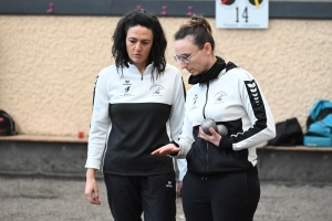 Pétanque : le Cantal gagne le Bol d&#039;or féminin régional, la Haute-Loire sur le podium