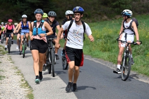 Monistrol-sur-Loire : 35 lycéens commencent l&#039;année avec un Run and Bike jusqu&#039;à Lavalette