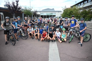 Monistrol-sur-Loire : 35 lycéens commencent l&#039;année avec un Run and Bike jusqu&#039;à Lavalette