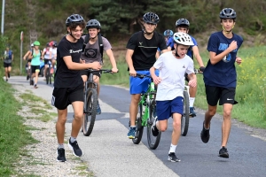 Monistrol-sur-Loire : 35 lycéens commencent l&#039;année avec un Run and Bike jusqu&#039;à Lavalette