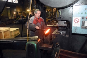 Saint-Maurice-de-Lignon : une deuxième presse horizontale arrivée aux Forges de Saint-Maurice