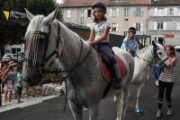 Le Chambon-sur-Lignon : une parade en ville pour lancer la Fête du cheval