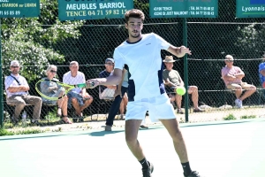 Tennis : deux vainqueurs par K.-O. à l&#039;Open de Tence