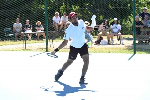 Tennis : deux vainqueurs par K.-O. à l&#039;Open de Tence