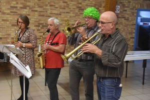 Sainte-Sigolène : un spectacle et le Père Noël en primeur pour les enfants