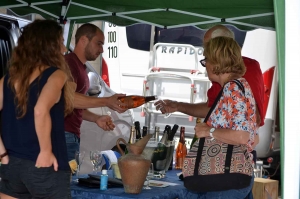 Du vin et des vignerons dans les rues paisibles de Beauzac