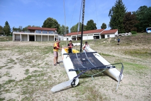 Au barrage de Lavalette, les sports de pagaie et de voile testés