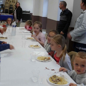 Ecole de Grazac : un repas tous ensemble pour bien terminer l&#039;année