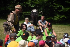 Yssingeaux : une présentation de rapaces aux jeunes du centre de loisirs