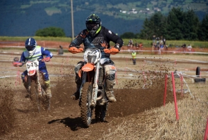 Course sur prairie de Saint-Maurice-de-Lignon : les motos Open (série 5)