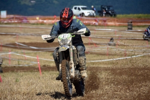 Course sur prairie de Saint-Maurice-de-Lignon : les motos Open (série 5)