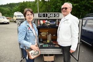 Dunières : les voitures anciennes attirent les regards