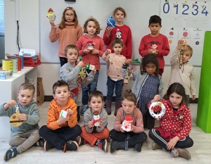 Lapte : lecture d’histoires à l&#039;école Saint-Régis et décorations pour le marché de Noël