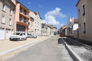 Yssingeaux : le parking de l&#039;hôtel du Nord ouvert, la rue de Verdun terminée pour le solstice d&#039;été