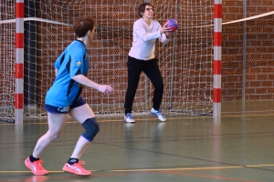 Montfaucon-en-Velay : les anciens handballeurs ont retrouvé le goût du jeu