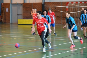 Montfaucon-en-Velay : les anciens handballeurs ont retrouvé le goût du jeu