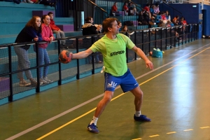 Montfaucon-en-Velay : les anciens handballeurs ont retrouvé le goût du jeu