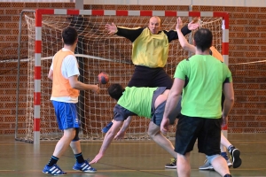 Montfaucon-en-Velay : les anciens handballeurs ont retrouvé le goût du jeu