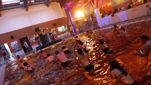 Monistrol-sur-Loire : la première Nuit de l&#039;aquafitness en photos et vidéo