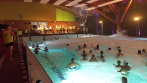 Monistrol-sur-Loire : la première Nuit de l&#039;aquafitness en photos et vidéo