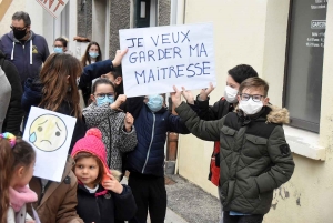 Saint-Maurice-de-Lignon : une manifestation dans le village pour garder la 8e classe