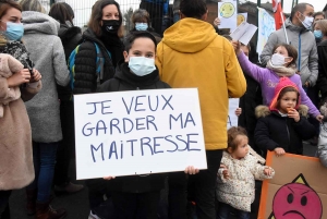 Saint-Maurice-de-Lignon : une manifestation dans le village pour garder la 8e classe