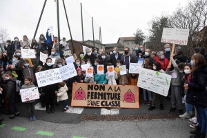 Saint-Maurice-de-Lignon : une manifestation dans le village pour garder la 8e classe