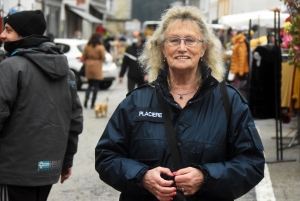 Yssingeaux : la dernière tournée de Pierrette Romanet sur le marché