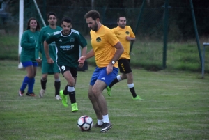 Araules : dix équipes au tournoi de foot de &quot;Recharinges&quot;