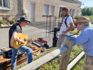 Montfaucon-en-Velay : le bourg occupé par un vide-greniers ce mercredi