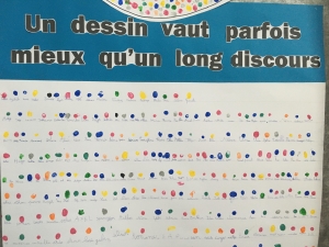 Yssingeaux : un dessin plutôt qu&#039;un long discours à l&#039;école Jean-de-la-Fontaine