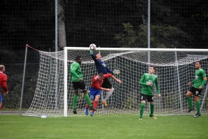 Foot : Dunières a forcé la chance contre la Fouillouse