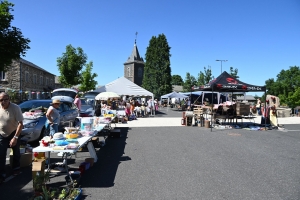 Araules : la fête de &quot;Recharinges&quot; en images