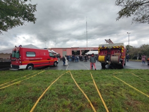 Beauzac : les pompiers en action pour fêter les 60 ans de la caserne (vidéo)