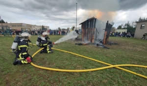 Beauzac : les pompiers en action pour fêter les 60 ans de la caserne (vidéo)