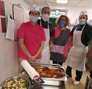 Monistrol-sur-Loire : 350 enfants des écoles publiques à la table de Noël