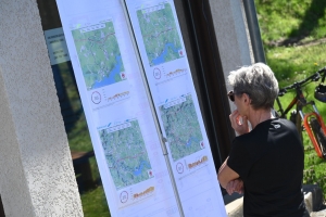 Lapte : 450 randonneurs et vététistes à la manifestation de Main dans la main