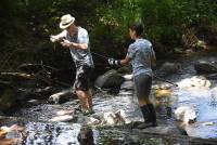 Yssingeaux : les enfants ont pêché sur les berges de l&#039;Auze