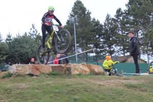 Sainte-Sigolène : 85 jeunes vététistes à toute allure en trial et en cross-country