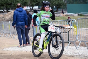 Sainte-Sigolène : 85 jeunes vététistes à toute allure en trial et en cross-country