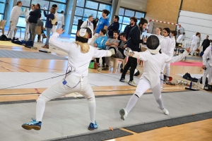 Escrime : les jeunes épéistes se mesurent à Sainte-Sigolène