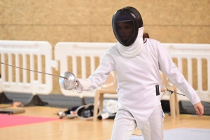 Escrime : les jeunes épéistes se mesurent à Sainte-Sigolène