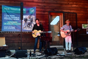 Un concert sous les étoiles au chalet de Raffy avec Yvan-Marc, Fred Bobin et Tit&#039;Nassels